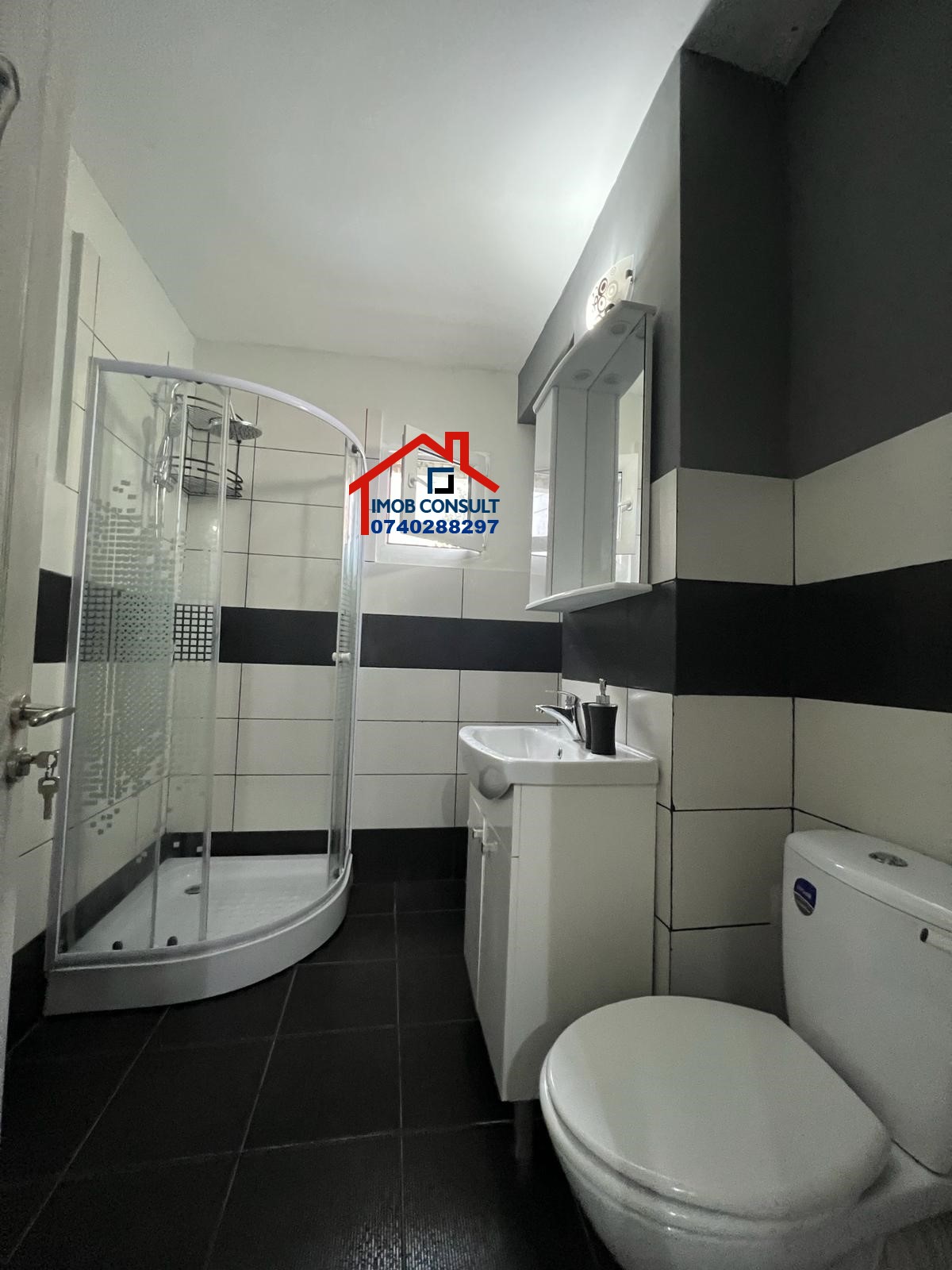 745e6589-4e80-49bc-bcc6-f9c1fca0584f