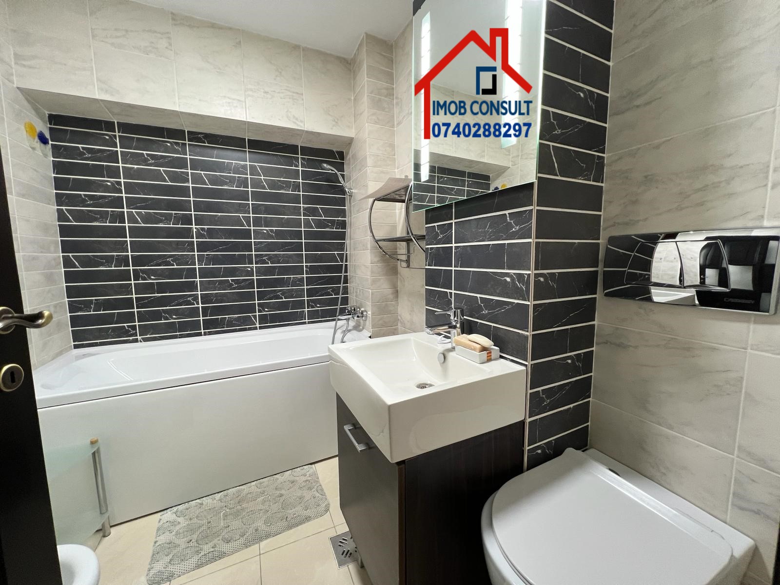 71bb1687-4227-4fdb-ba4a-d1283c7ecde4