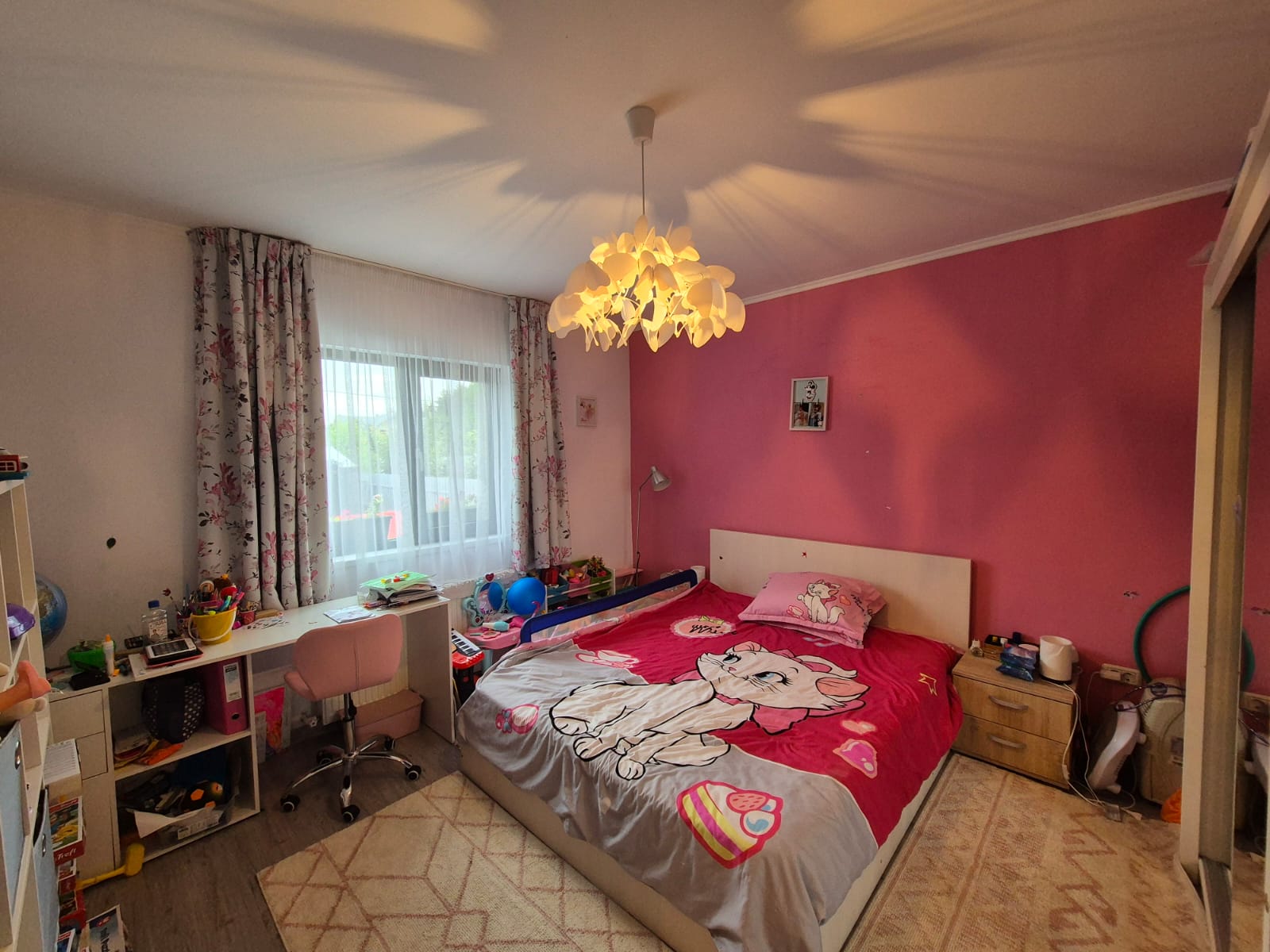 24449bb2-92a1-42f0-bc85-c53b9875a7e5