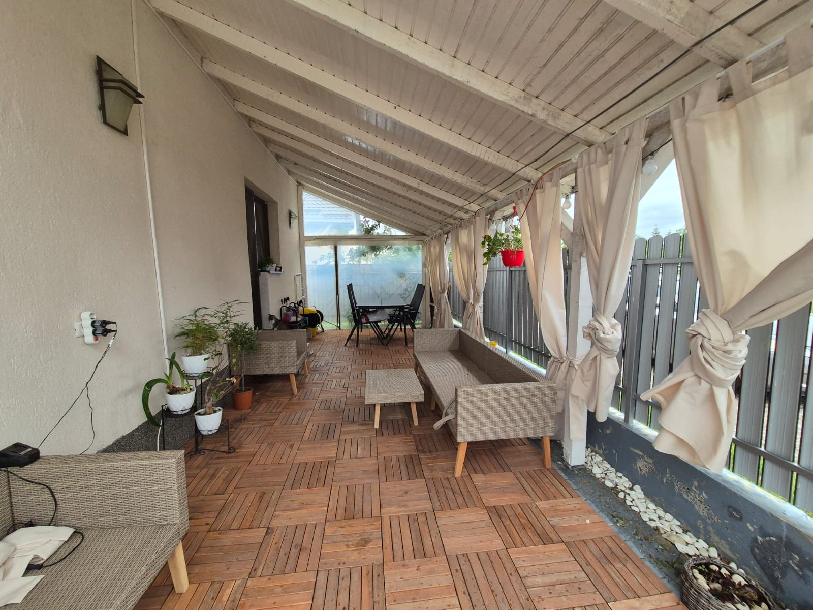 7713b25b-08ab-4b31-8f2e-c53e56b5d3f6