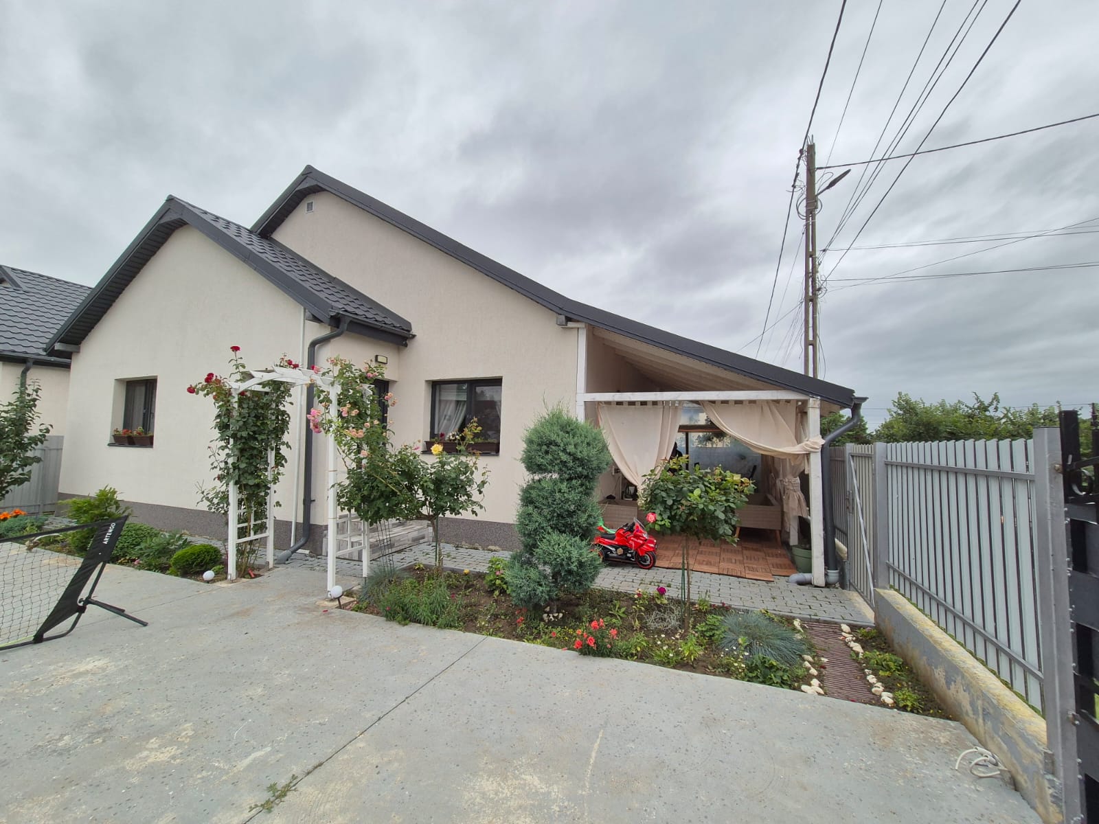 cb6c2aef-e50b-4386-b74a-5947210b18d8