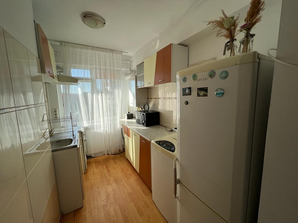 6e0b99f0-3da7-4fe2-b2f4-cb1b8d18d938